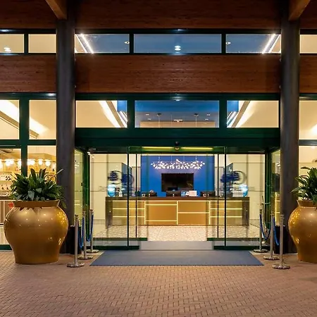 מלון Doubletree By Hilton Milan Malpensa