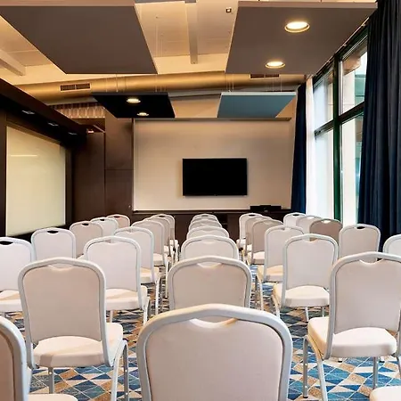 Doubletree By Hilton Milan Malpensa Otel *