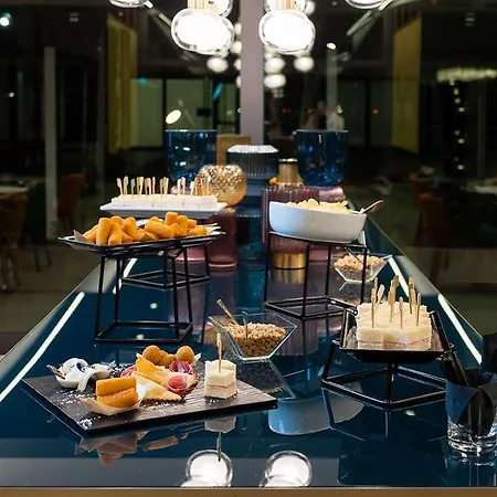 Doubletree By Hilton Milan Malpensa Otel *