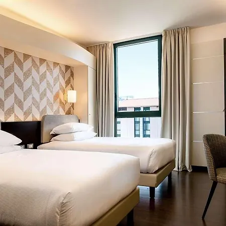 Doubletree By Hilton Milan Malpensa Otel