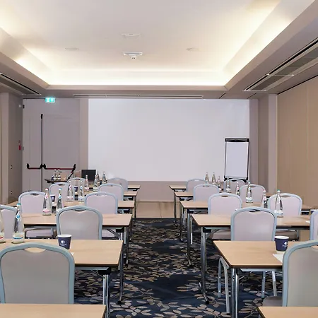 Doubletree By Hilton Milan Malpensa Hotel *