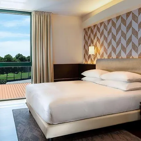 Hotel Doubletree By Hilton Milan Malpensa *