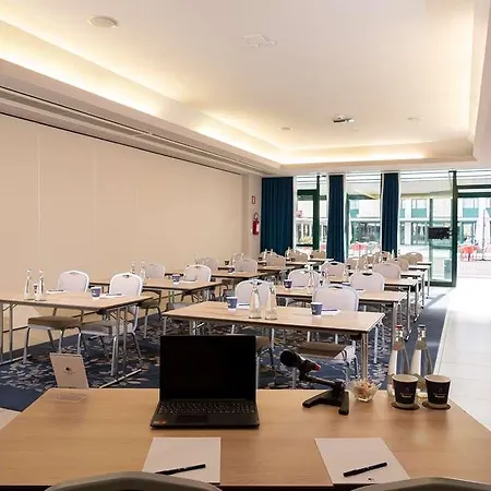 Hotel Doubletree By Hilton Milan Malpensa Solbiate Olona