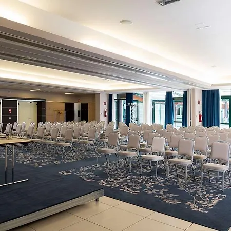 Doubletree By Hilton Milan Malpensa * سولْبياتي أولونا